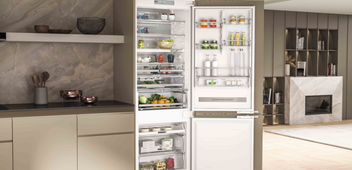Whirlpool presenta il frigorifero da incasso Space400 Total No Frost
