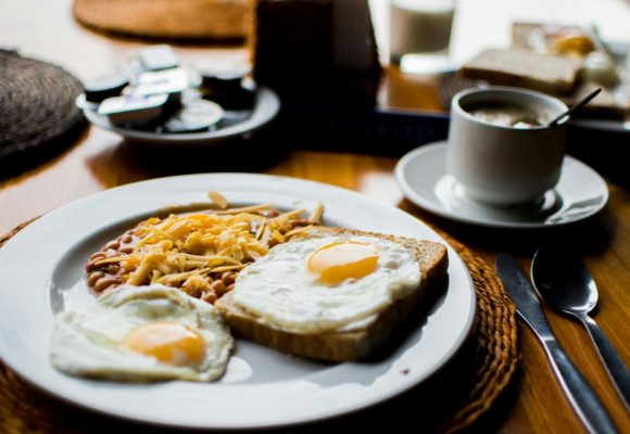 saltare la colazione potrebbe portare a tassi più elevati di questo disturbo