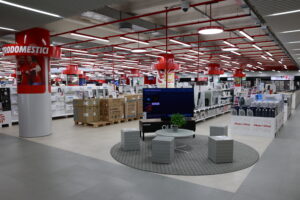 MEDIAWORLD TECH VILLAGE A MILANO IL FUTURO DEL TECH RETAIL È GIÀ REALTÀ