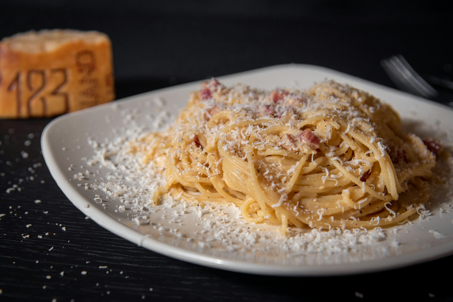 Carbonara Day 2025: scopri 5 eccentriche varianti che potrebbero piacerti!