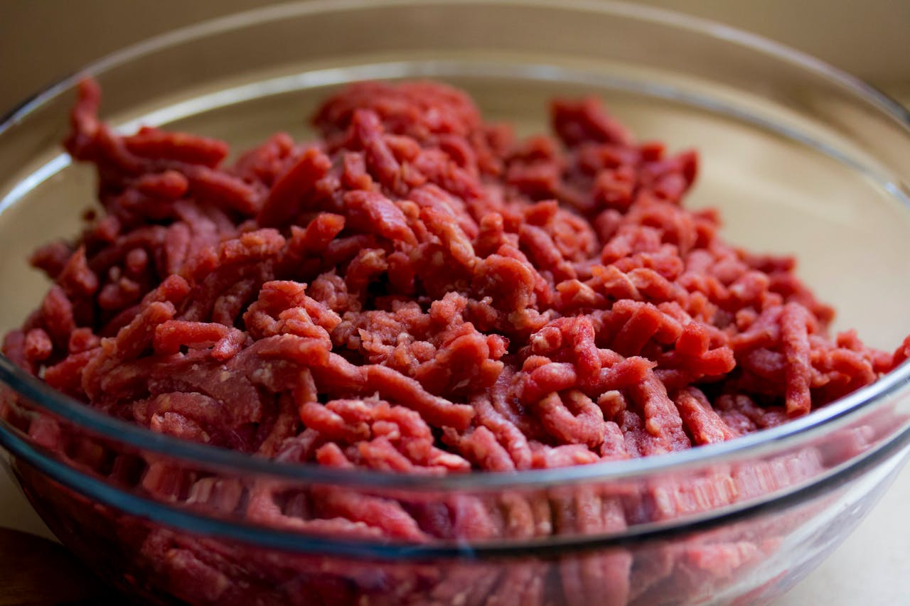 La carne macinata scura si può cucinare?