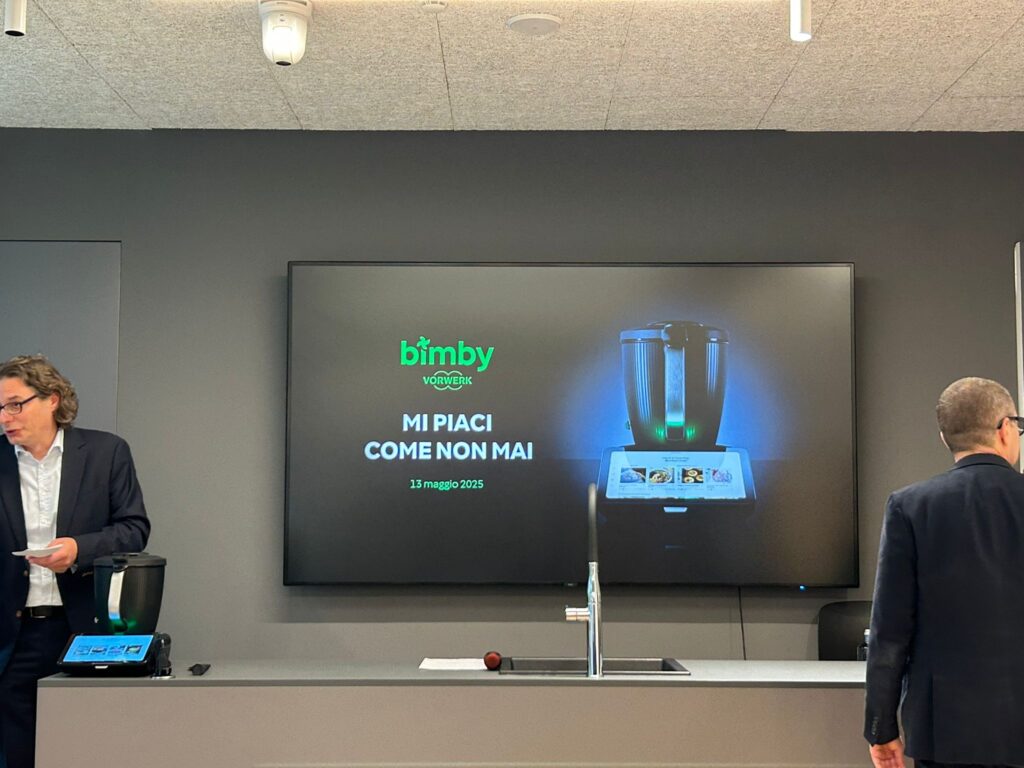 Il pranzo della domenica è ancora un rito irrinunciabile? Con il nuovo Bimby, sì. Le tendenze food in una nuova indagine
