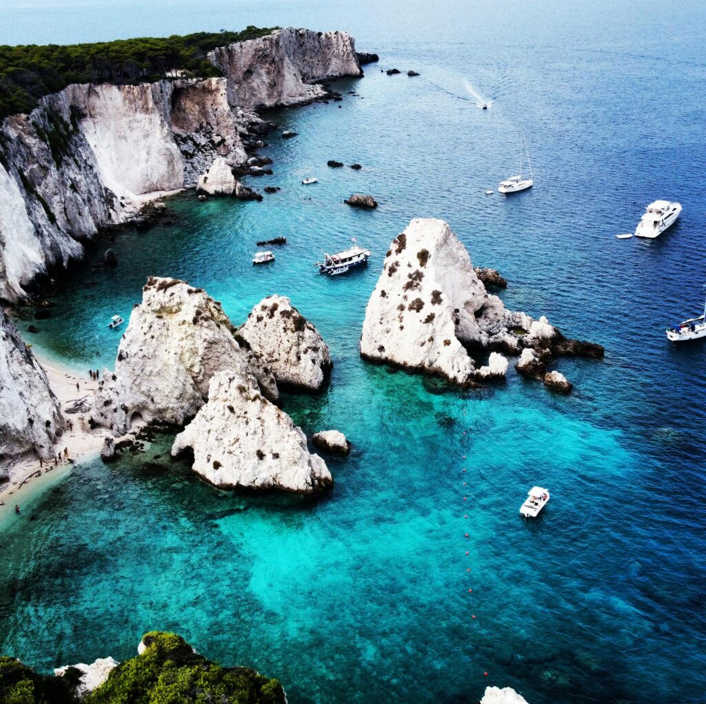 Fuga dallo stress? Le isole perfette da raggiungere in traghetto con Omio