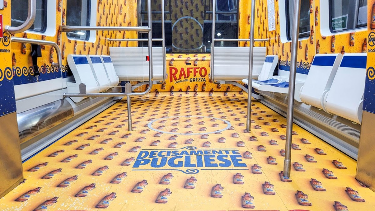 Birra Raffo: bottigliette di birra ovunque, ironia pugliese inclusa!