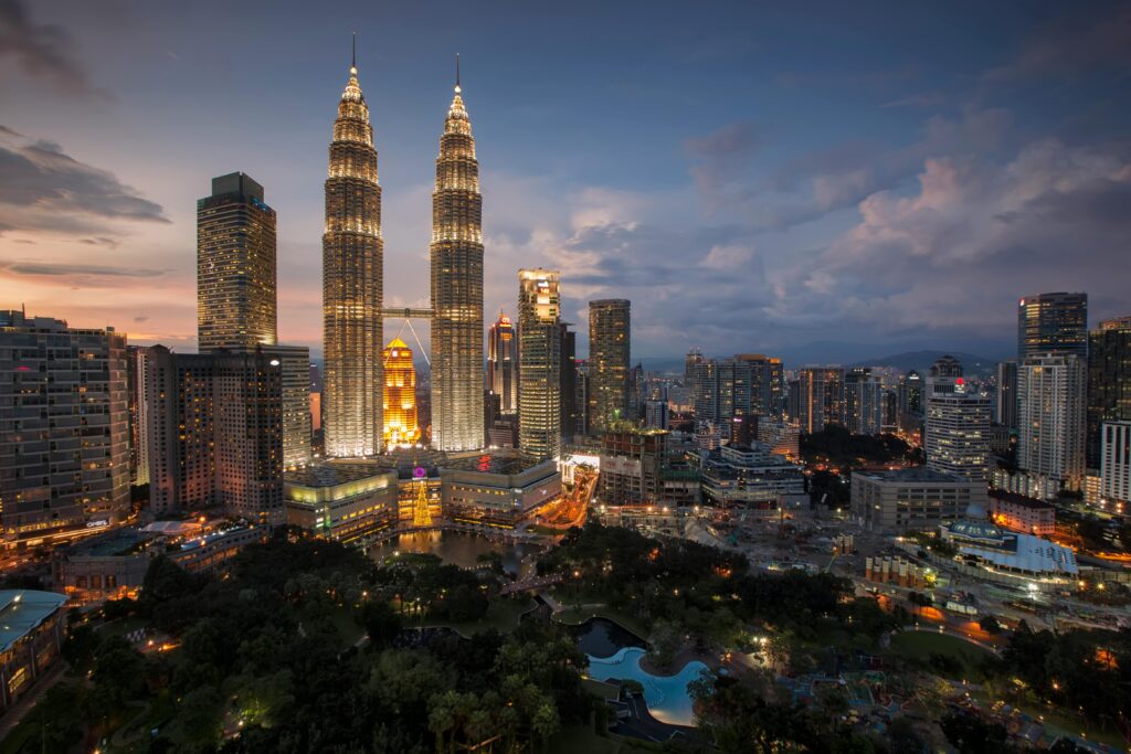 Sulle rotte di spezie, tessuti e templi: da Singapore alla Thailandia
