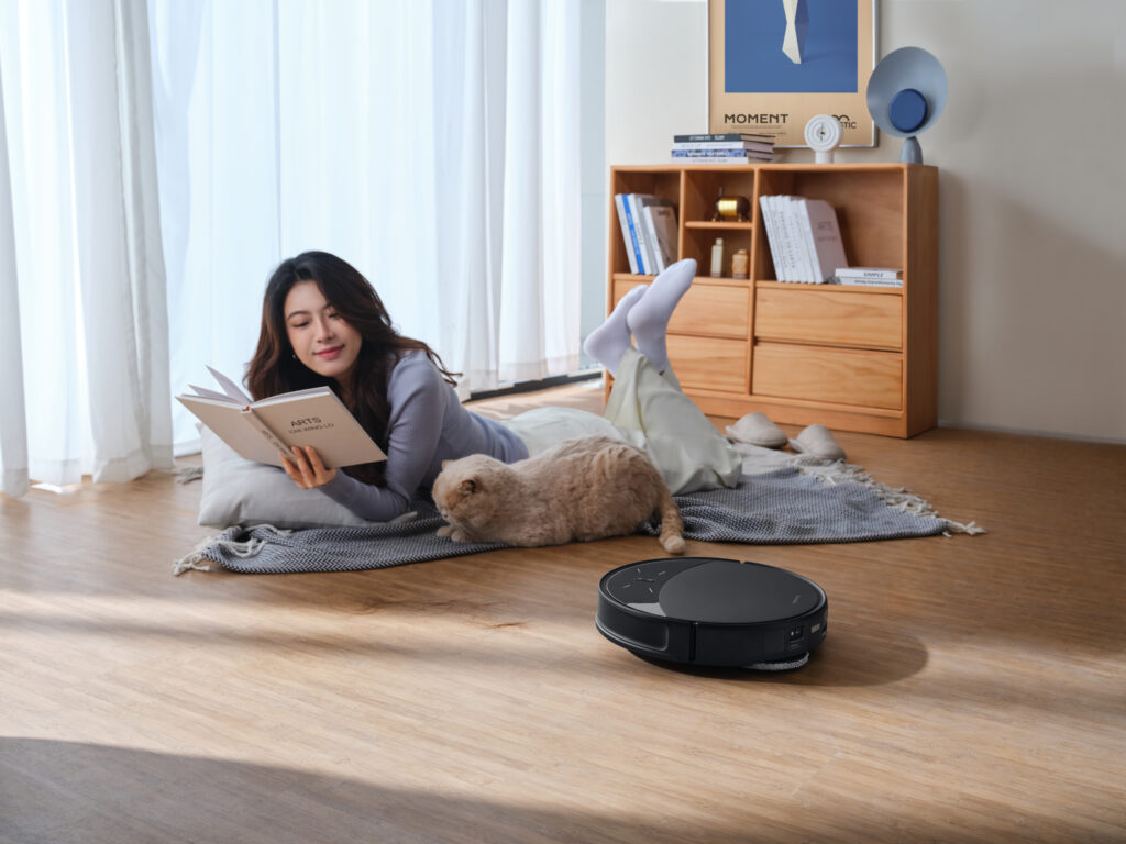 Roborock e il dr. Quattrozampe presentano il vademecum per il “Back Home” di cani e gatti