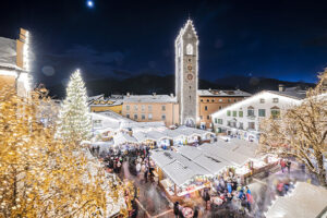 Vipiteno, il mercatino natalizio nel borgo medievale, è da fiaba