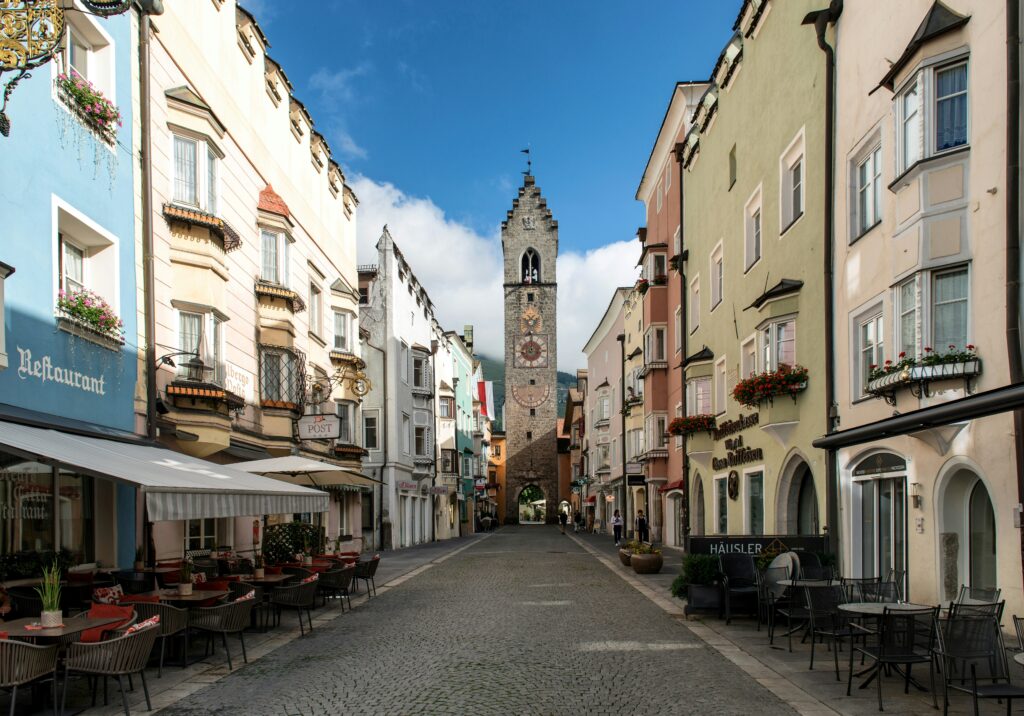wolfgang weiser 7uuA9SgBtx0 unsplash