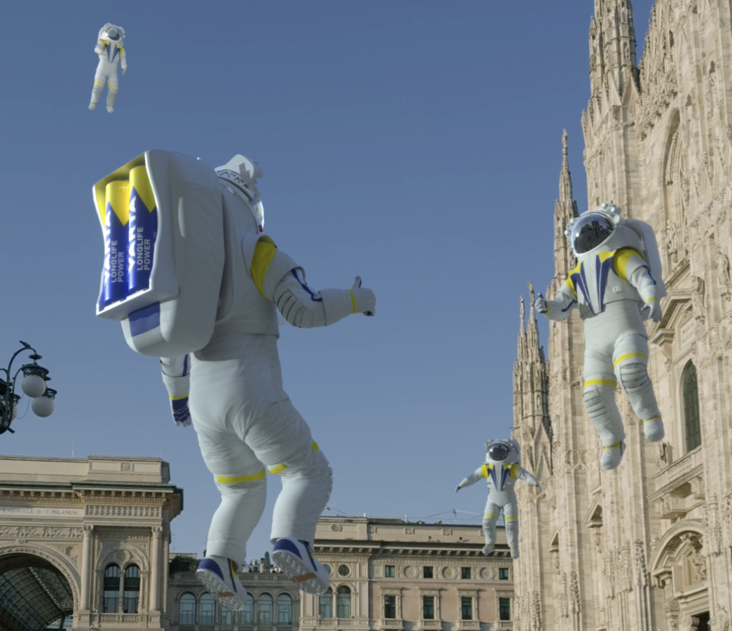 Varta punta sulla multicanalità: la nuova campagna "Empower Your Universe"