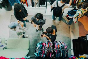 BLACK FRIDAY: GLI ITALIANI SPENDONO… MA SENZA TROPPI SENSI DI COLPA