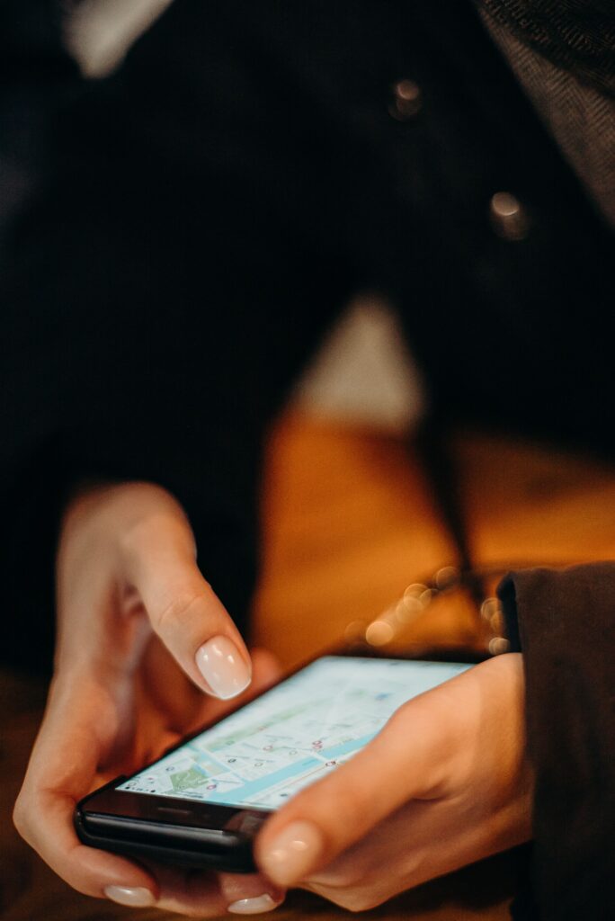 Come scegliere le migliori app per organizzare viaggi e vacanze senza stress