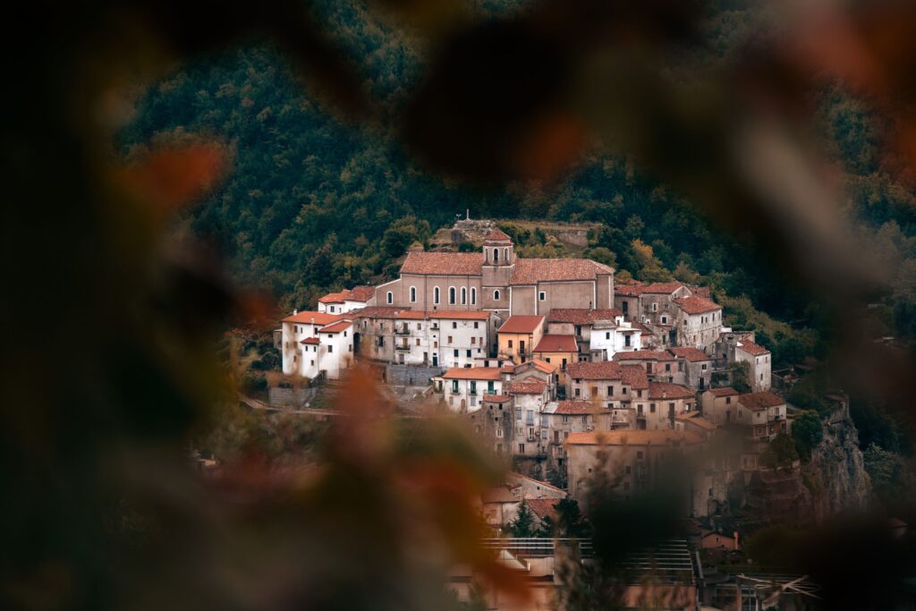 10 borghi italiani perfetti per una fuga estiva