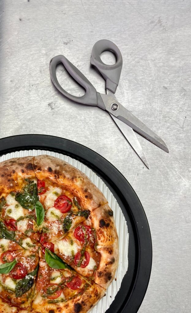 Le migliori forbici da cucina per ogni esigenza: come scegliere i modelli