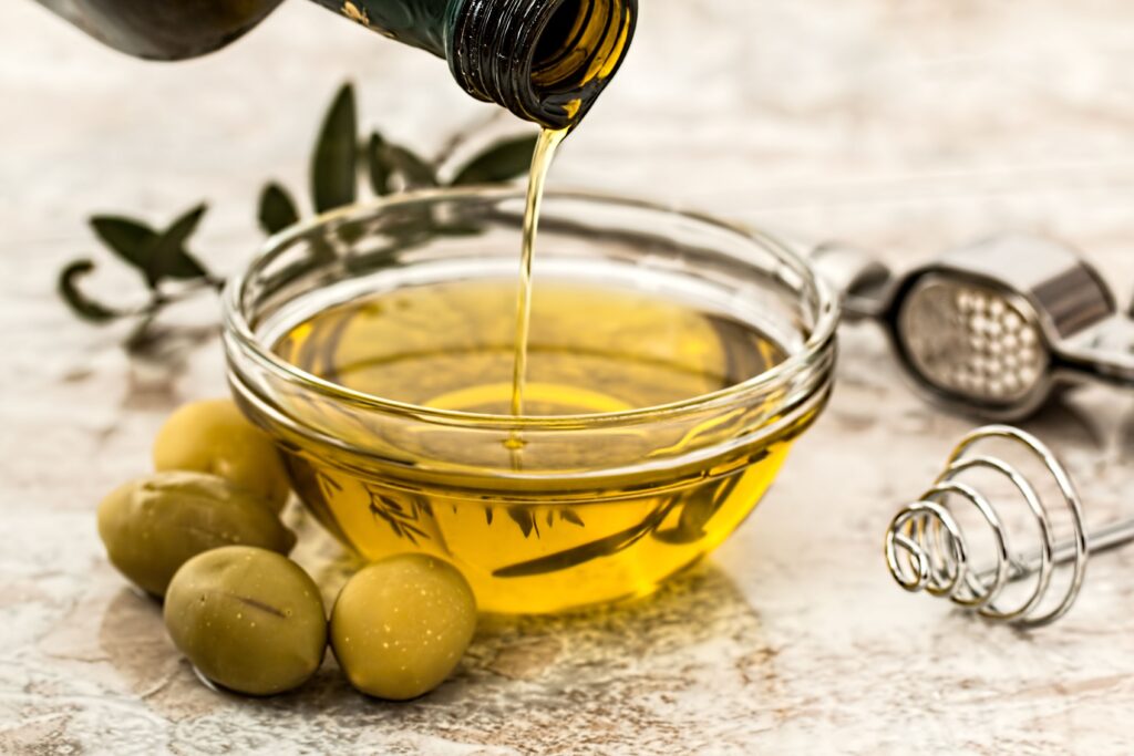 Si può riutilizzare l'olio per friggere? La guida e i rischi