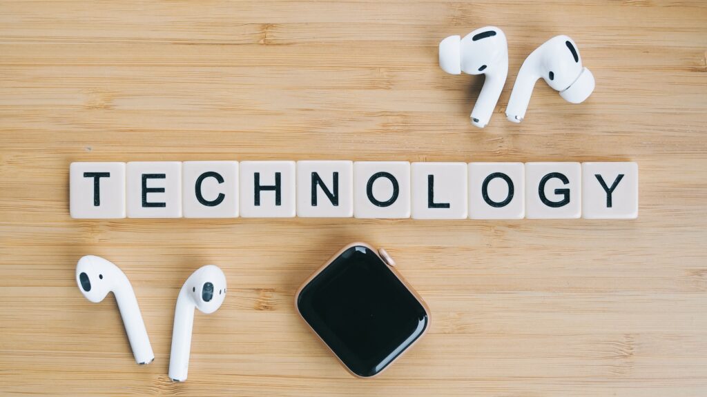 Rientro a scuola: gli accessori tecnologici più utili per studenti e famiglie