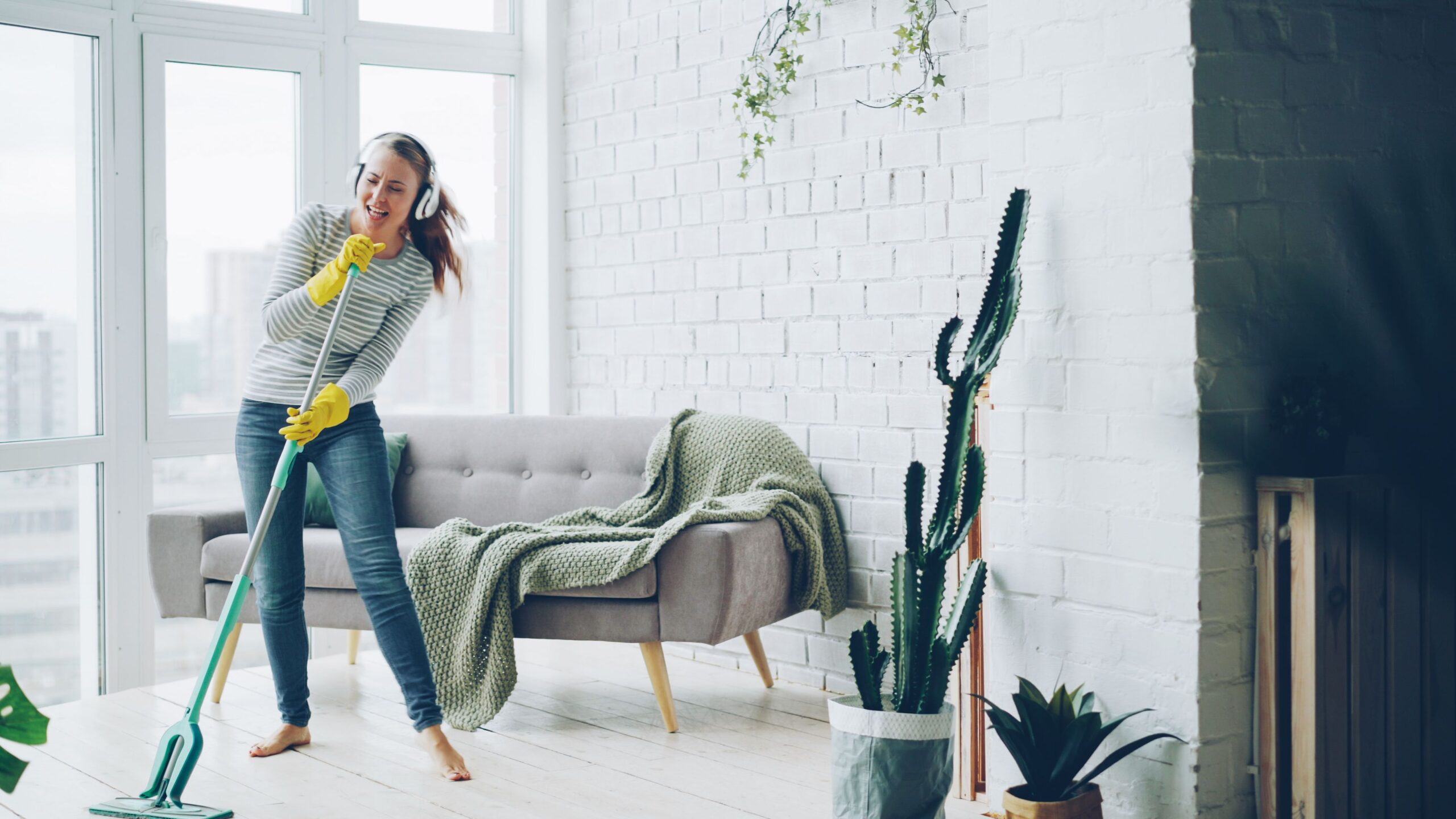Pulizie di settembre: guida completa per preparare la casa all'autunno